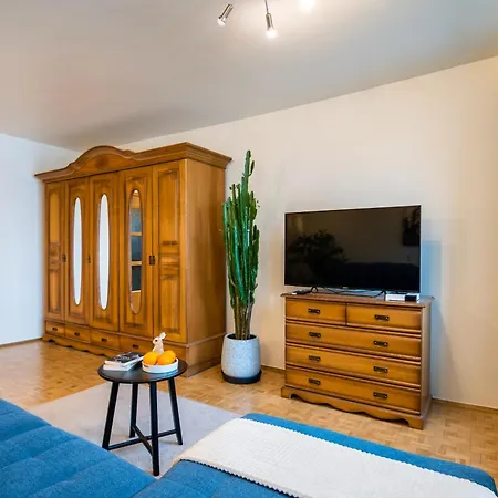 Centrum 50 M Od Rynku, Free Parking نوفه تارخ