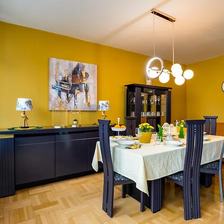 Centrum 50 M Od Rynku, Free Parking Appartamento